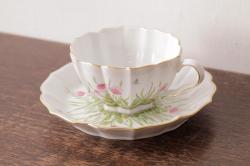 【骨董買取】HEREND HVNGARY(ヘレンド)　DAISY(デイジー)　カップ&ソーサー(洋食器)(定価約6万千円)を買取りました。