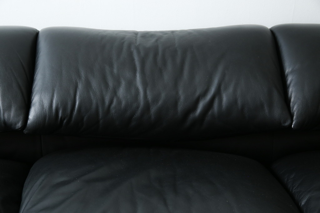 中古　美品　Cassina(カッシーナ)　MARALUNGA(マラルンガ)　高級感あふれる3人掛けソファ(3P、三人掛けソファ)(定価約200～240万円)(R-084359)