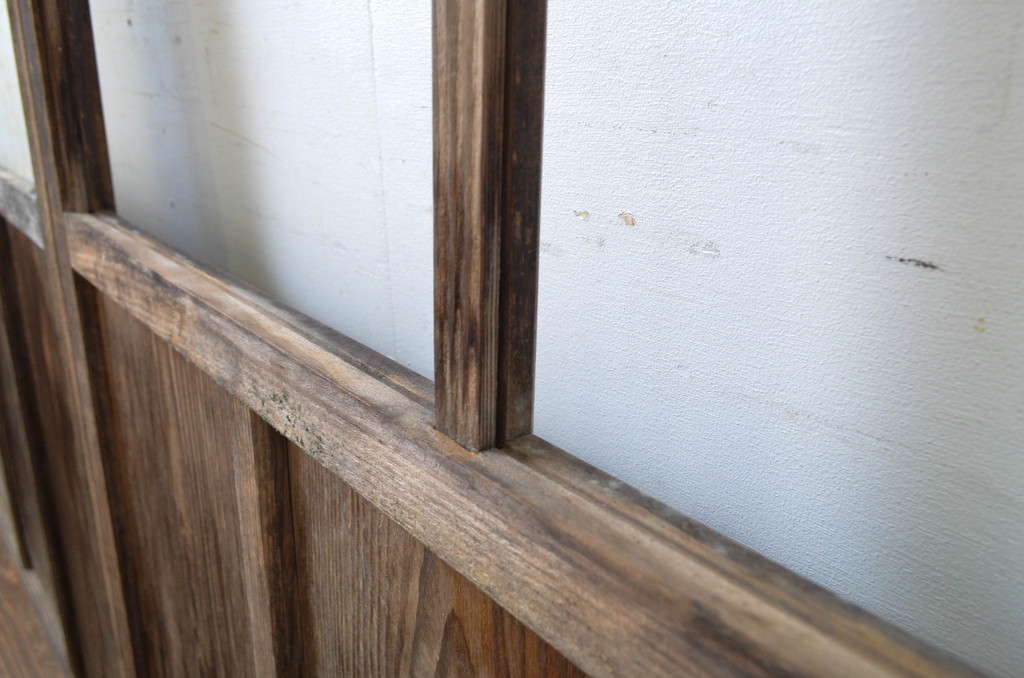 アンティーク建具　時を重ねた木色が印象深いガラス戸2枚セット(引き戸)(R-063580)