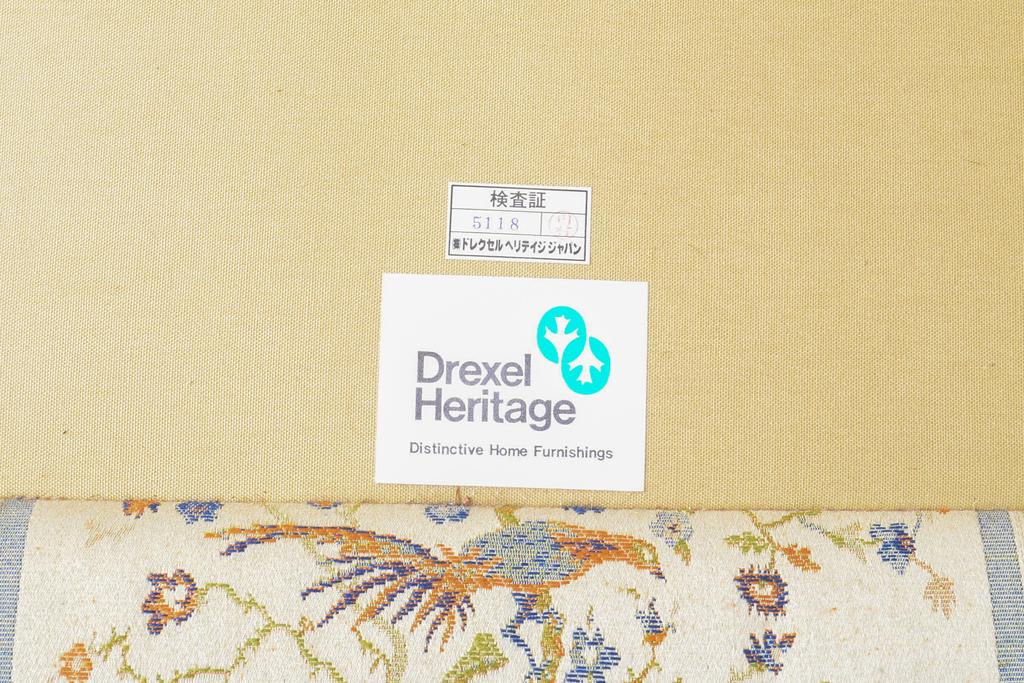 中古　美品　DREXEL HERITAGE(ドレクセルヘリテイジ)　小花と鳥の図柄がかわいらしい雰囲気を醸し出す3人掛けソファ(三人掛け、3P)(R-058934)