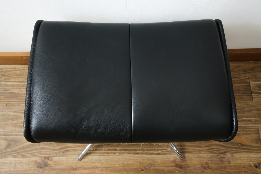 中古　美品　ノルウェー製　EKORNES(エコーネス)　City(シティ)　Mサイズ　オットマン付き!!スタイリッシュなデザインが魅力のストレスレスチェア(スターベース、1人掛けソファ、1Pソファ、アームチェア、リクライニングチェア、フットスツール、北欧、本革、レザーチェア)(定価約30万円)(R-066317)