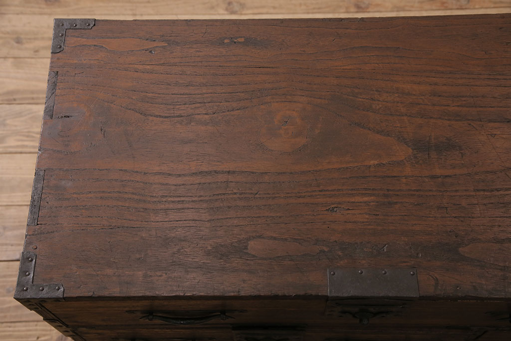 和製アンティーク　渋いかっこ良さを漂わせる桐材製の箪笥ローボード(整理箪笥、衣装箪笥、時代箪笥)(R-048536)