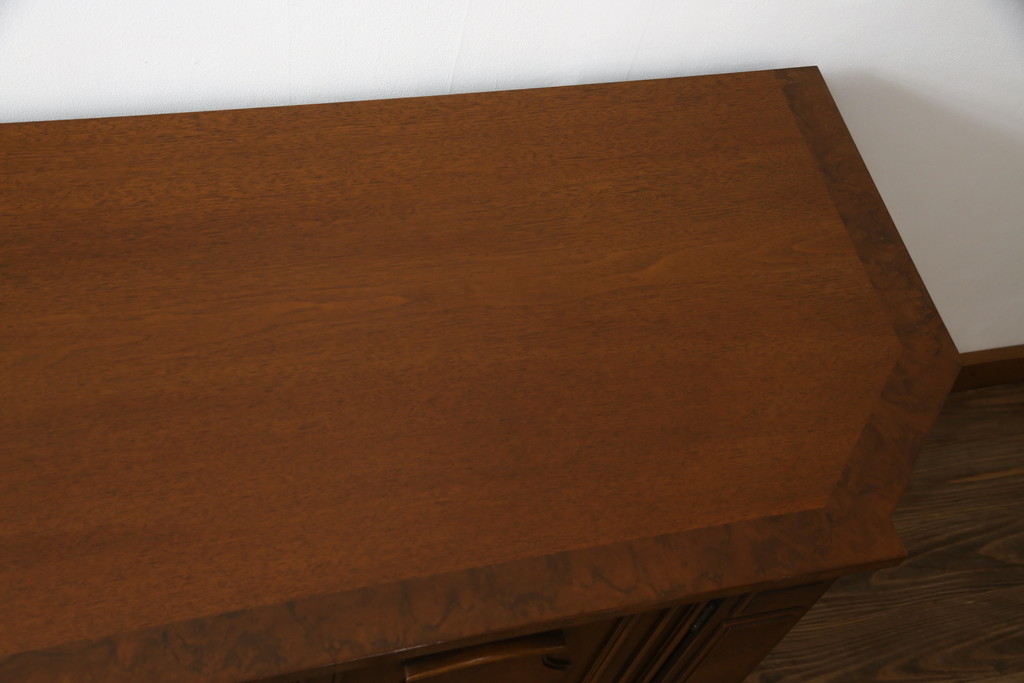 中古　美品　マホガニー材　DREXEL HERITAGE(ドレクセルヘリテイジ)　FRANCESCA(フランチェスカ)シリーズ　クリデンザ(クレデンザ、収納棚、キャビネット、サイドボード)(定価約90万円)(R-058440)
