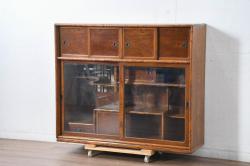 中古　美品　国産　職人手作り品　欅(ケヤキ)材　杢目の素敵なサイドキャビネット(収納棚、戸棚、茶棚、飾り棚)(R-084313)