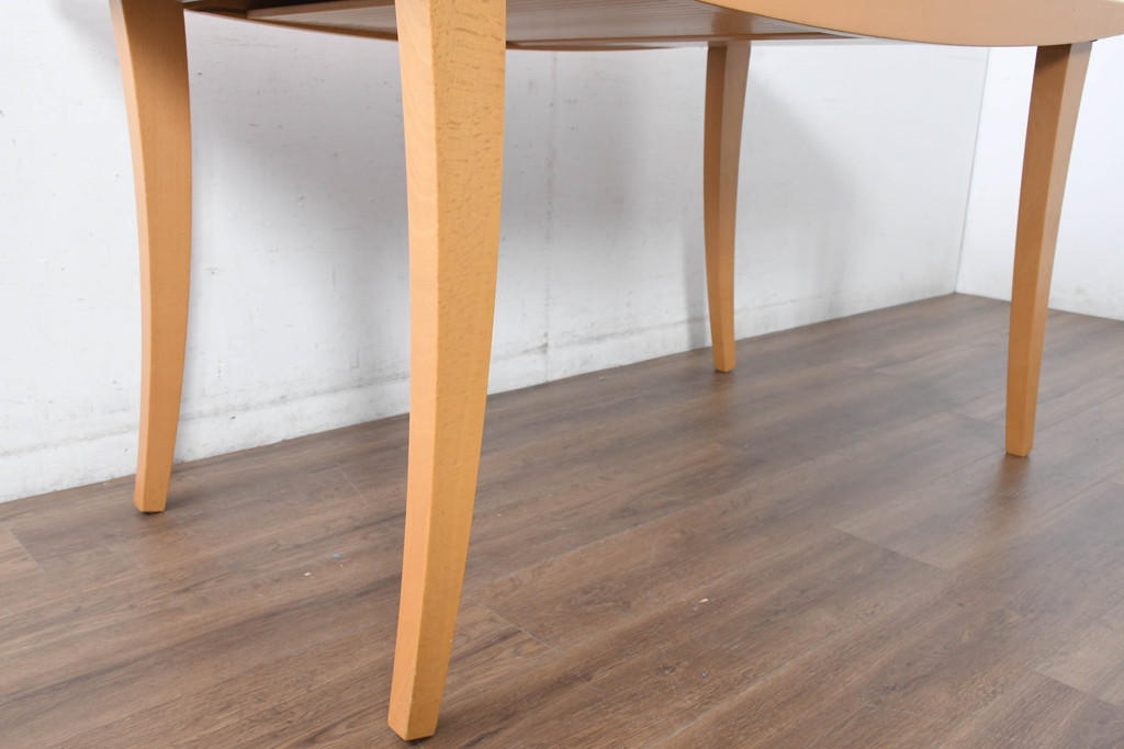 中古　イタリア　calligaris(カリガリス)　洗練されたフォルムと実用性を兼ね備えたエクステンションテーブル(ダイニングテーブル、拡張式テーブル、伸長式、食卓、6人掛け、8人掛け、6人用、8人用、大型テーブル)(定価約25万円)(R-084509)