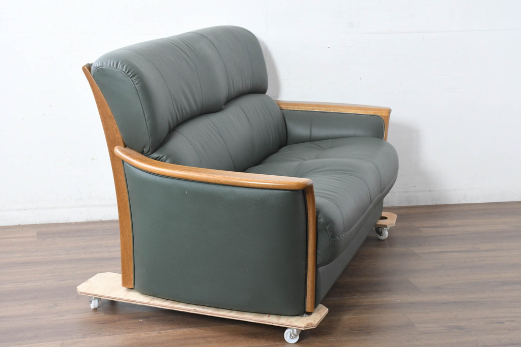 中古　美品!!　浜本工芸　ロングセラー　ベストセラーモデル　№1800　くつろぎの時間におすすめ!どっしりとした存在感のある2人掛けレザーソファ(2P、本革、2人掛けソファ、二人掛け、ラブソファ)(定価約21万円)(R-084327)