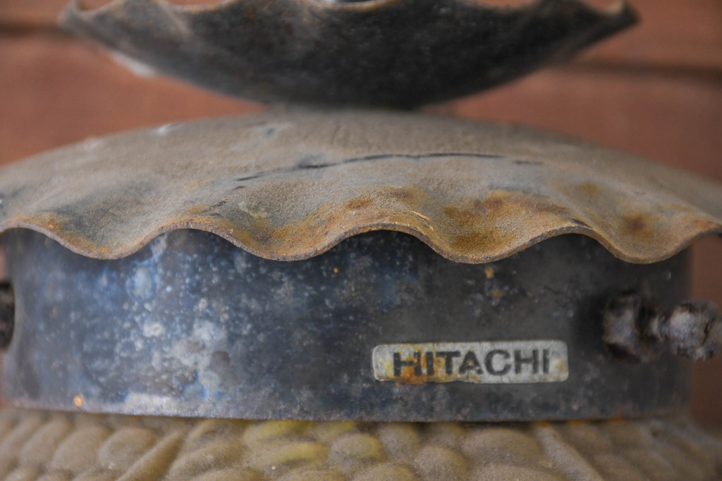 和製ビンテージ　日立(HITACHI)製　レトロでおしゃれなアンバーガラスのウォールランプ(ブラケットライト、壁掛け照明、壁付け照明、屋外照明、ヴィンテージ)(R-083953)