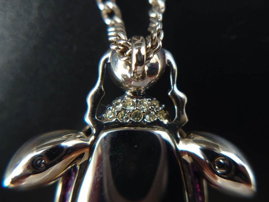オーストリア　SWAROVSKI(スワロフスキー)　上品な輝きを放つペンダント&スターオーナメント(アクセサリー、首飾り、ネックレス、昆虫、クリスマスデコレーション、アクセサリー、装飾物、星、外箱付き)(R-077776)