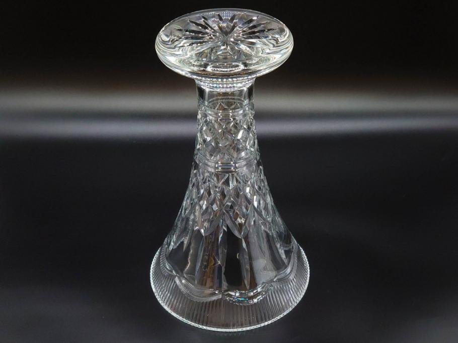 アイルランド　WATERFORD(ウォーターフォード)　カットが美しい気品漂う花瓶(フラワーベース、花入れ、花器、クリスタル)(R-077777)