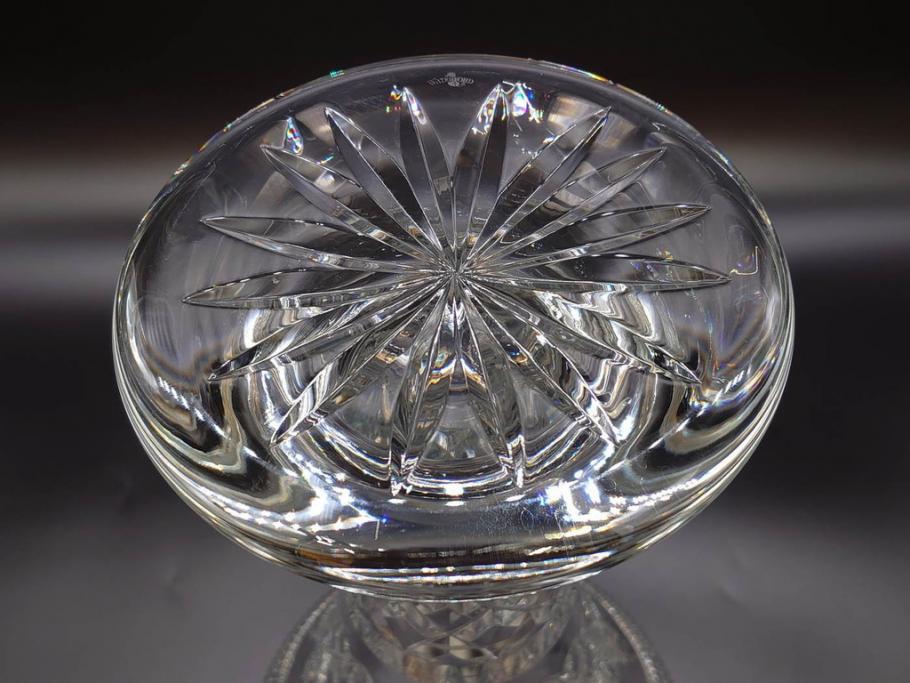 アイルランド　WATERFORD(ウォーターフォード)　カットが美しい気品漂う花瓶(フラワーベース、花入れ、花器、クリスタル)(R-077777)
