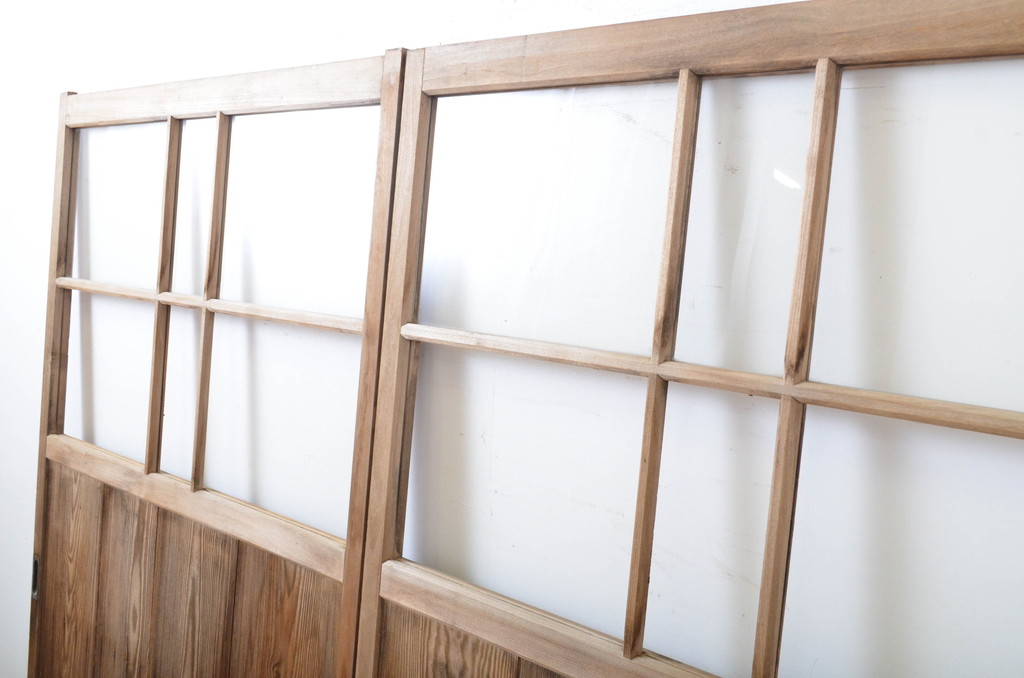 アンティーク建具　趣ある木味が魅力のガラス戸2枚セット(引き戸)(R-063584)