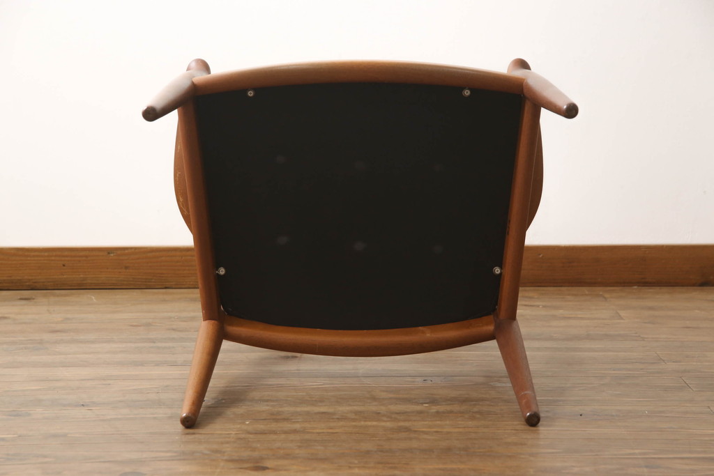 デンマークビンテージ　Johannes Hansen(ヨハネス・ハンセン)　Hans J Wegner(ハンス・J・ウェグナー)デザイン　THE CHAIR(ザ・チェア)　JH503　洗練された佇まいと曲線が美しいチェア(アームチェア、ダイニングチェア、椅子、イス、北欧、ヴィンテージ)(R-070750)