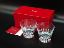 2022年　フランス　Baccarat　バカラ　CRYSTA(クリスタ)　深く彫られたカットが輝くタンブラー2客セット(コップ、グラス、ロックグラス、クリスタルガラス、フルレッドクリスタルガラス、共箱付き)(R-077915)