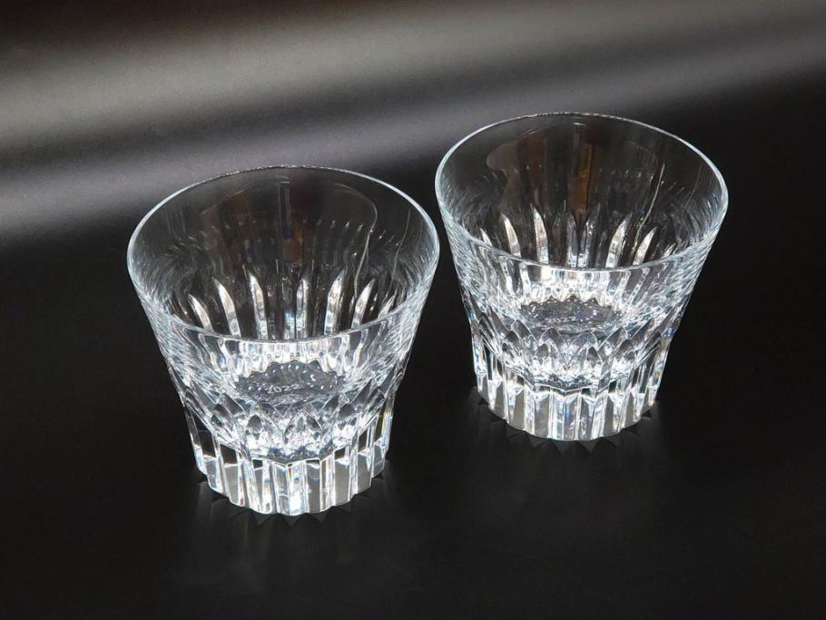 2022年　フランス　Baccarat　バカラ　CRYSTA(クリスタ)　深く彫られたカットが輝くタンブラー2客セット(コップ、グラス、ロックグラス、クリスタルガラス、フルレッドクリスタルガラス、共箱付き)(R-077915)