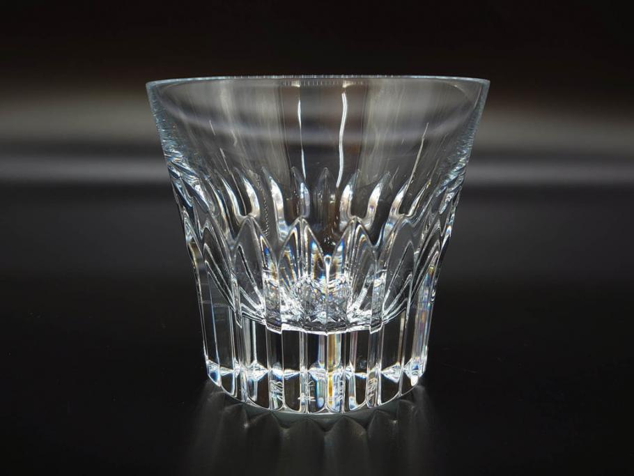 2022年　フランス　Baccarat　バカラ　CRYSTA(クリスタ)　深く彫られたカットが輝くタンブラー2客セット(コップ、グラス、ロックグラス、クリスタルガラス、フルレッドクリスタルガラス、共箱付き)(R-077915)