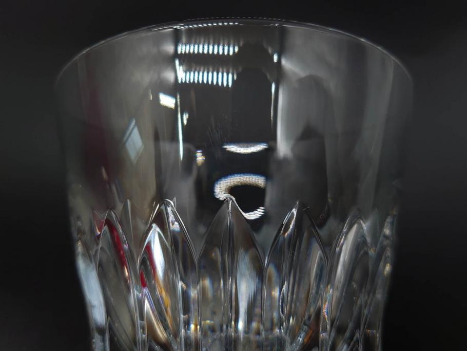 2022年　フランス　Baccarat　バカラ　CRYSTA(クリスタ)　深く彫られたカットが輝くタンブラー2客セット(コップ、グラス、ロックグラス、クリスタルガラス、フルレッドクリスタルガラス、共箱付き)(R-077915)