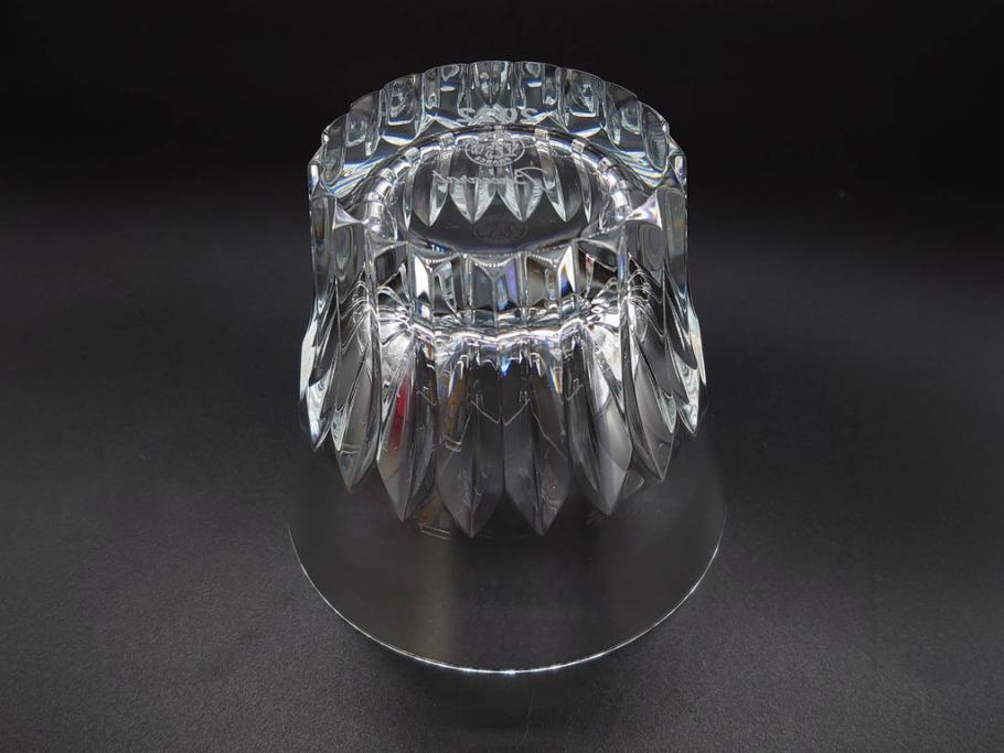2022年　フランス　Baccarat　バカラ　CRYSTA(クリスタ)　深く彫られたカットが輝くタンブラー2客セット(コップ、グラス、ロックグラス、クリスタルガラス、フルレッドクリスタルガラス、共箱付き)(R-077915)