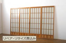 アンティーク建具　総ケヤキ材　鶴丸紋が目を惹く、渋い風合いの蔵戸(引き戸、玄関戸)(R-050774)
