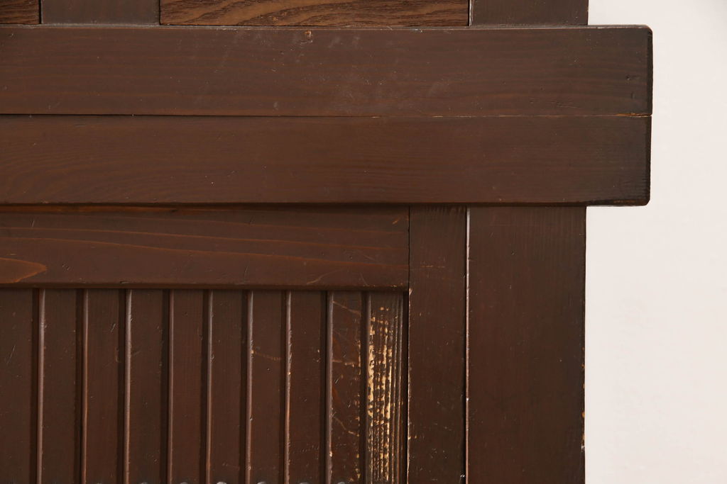 和製アンティーク　明治大正期　美しい木目とシックな色合いが魅力的な水屋箪笥サイドボード(収納棚、戸棚、サイドキャビネット)(R-062930)