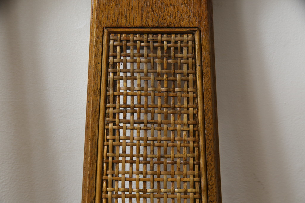 中古　DREXEL HERITAGE(ドレクセルヘリテイジ)　TRIUNE(トライユン)　クラシカルなデザインが魅力的なダイニングチェア4脚セット(サイドチェア、椅子、イス)(R-071461)