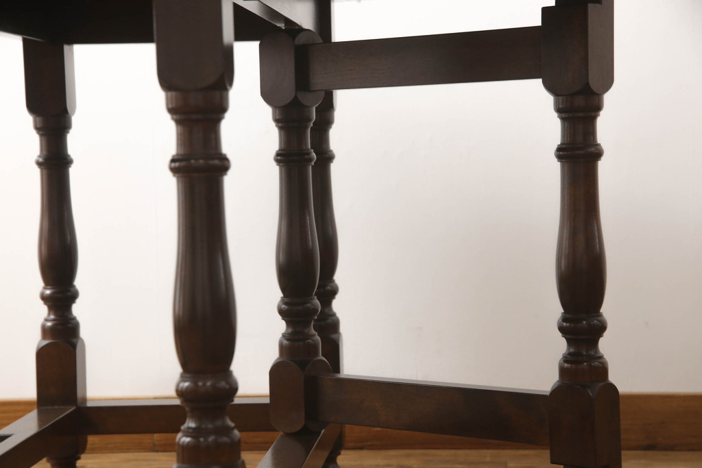 中古　美品　松本民芸家具　クラシカルな脚が目を惹くバタフライテーブル(ダイニングテーブル、ゲートレッグテーブル、2人掛け、4人掛け)(R-064885)
