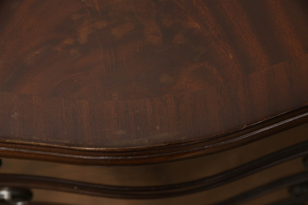 中古　美品　イギリス高級家具　マホガニー材　ロスジョン(ROSJOHN)　イギリス王室御用達　洗練されたデザインが美しい縦型チェスト(引き出し、サイドチェスト、スリムチェスト)(R-058653)
