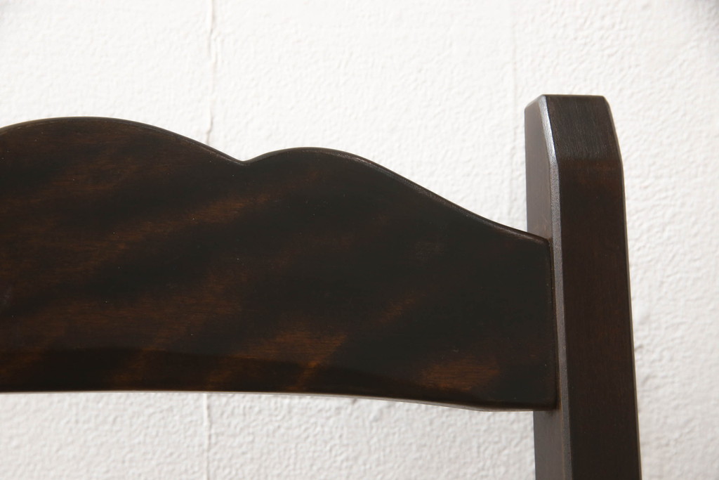 北海道民芸家具　背板のデザインがかわいらしいチェア(ダイニングチェア、椅子、イス、板座チェア、ヴィンテージ)(R-063987)