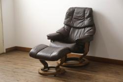 中古　美品　EKORNES(エコーネス)　本革(レザー)　オットマン付き　ストレスレス レノ クラシック(M)(アームチェア、リクライニングチェア、椅子、一人掛けソファ、1Pソファ)(定価約37万9千円)(R-068550)