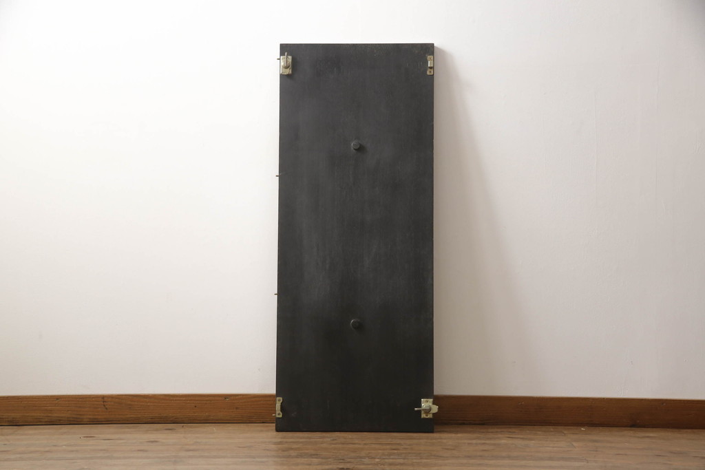 中古　美品　イギリス高級家具　MAITLAND SMITH(メートランドスミス)　天板の杢目と脚先まで凝ったつくりが目を引くダイニングテーブル(エクステンションテーブル、ラウンドテーブル、4人掛け、6人掛け)(定価約100万円)(R-060034)