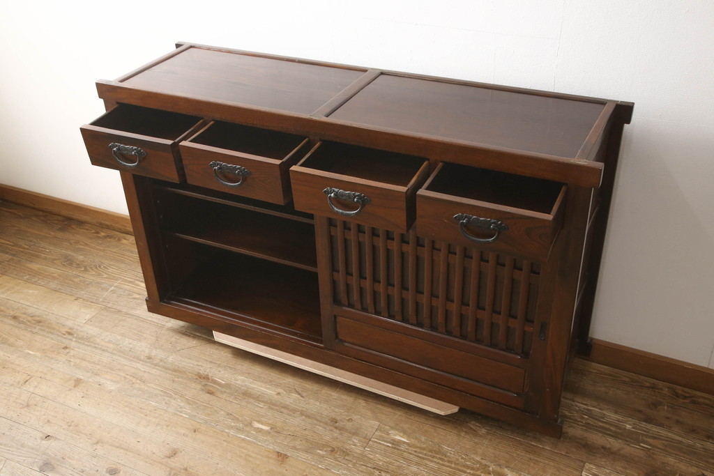 中古　美品　ニレ材　和の空間に取り入れたいシックな水屋箪笥サイドボード(キャビネット、食器棚、戸棚、収納棚)(R-063869)