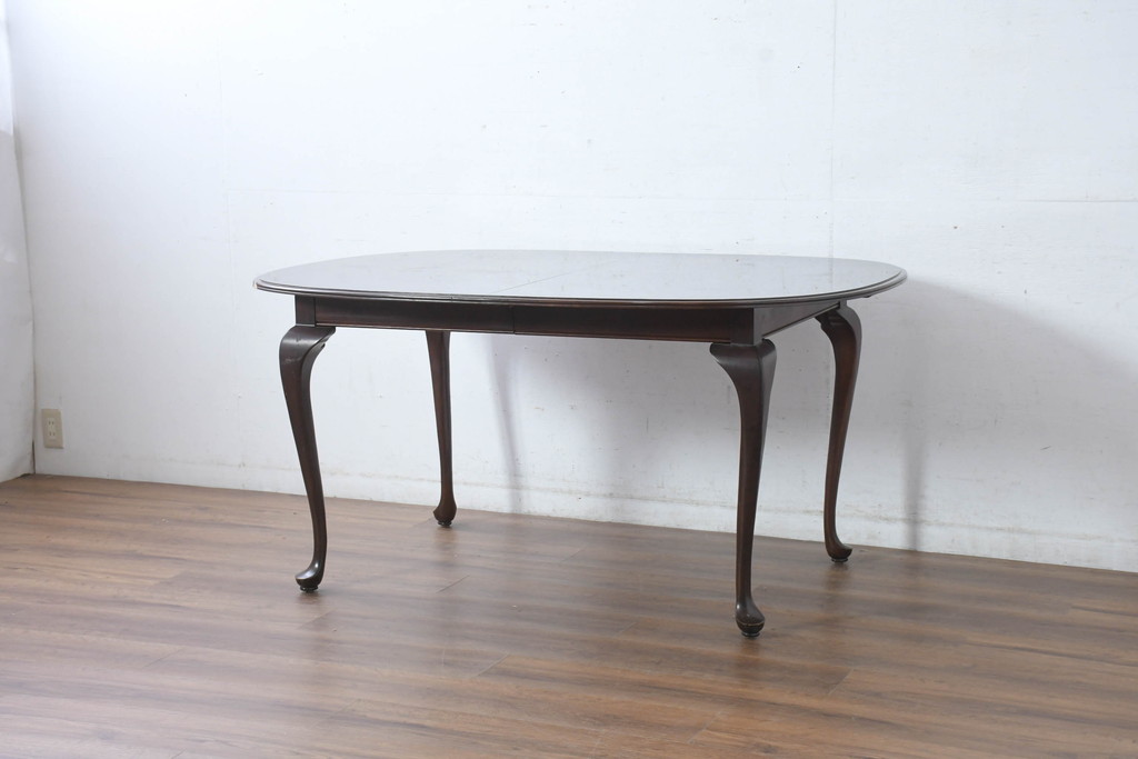 中古　美品　住宅展示場展示品　ETHAN ALLEN(イーセンアーレン)　猫脚がおしゃれなエクステンションテーブル(ドローリーフテーブル、4人掛けダイニングテーブル、6人掛け)(R-084510)