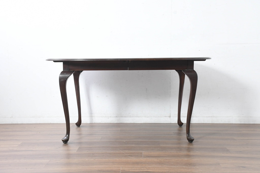 中古　美品　住宅展示場展示品　ETHAN ALLEN(イーセンアーレン)　猫脚がおしゃれなエクステンションテーブル(ドローリーフテーブル、4人掛けダイニングテーブル、6人掛け)(R-084510)