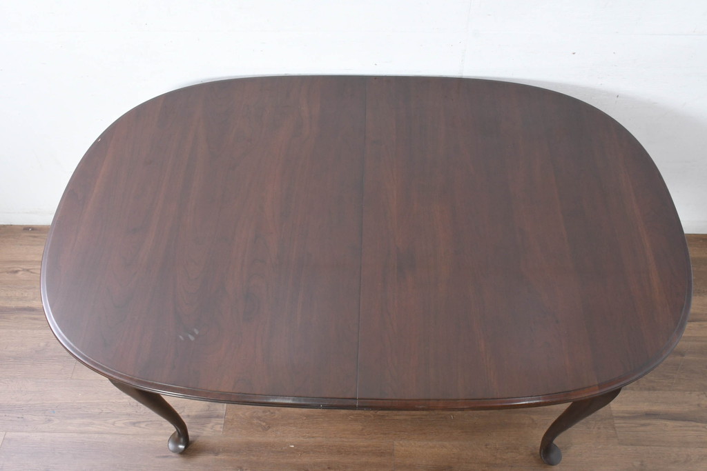 中古　美品　住宅展示場展示品　ETHAN ALLEN(イーセンアーレン)　猫脚がおしゃれなエクステンションテーブル(ドローリーフテーブル、4人掛けダイニングテーブル、6人掛け)(R-084510)