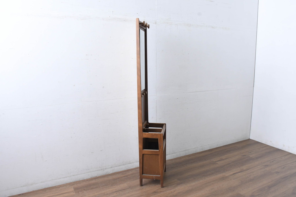 中古　カリモク家具(karimoku)　レトロな佇まいが魅力的なミラー付き傘立て(ホールスタンド、アンブレラスタンド、帽子掛け、ハンガーラック、店舗什器)(R-084520)