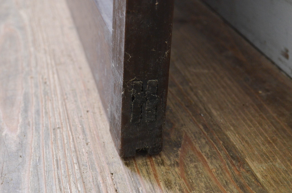アンティーク建具 風情ある佇まいが魅力的な格子戸1枚(引き戸