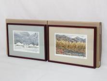 真作　1999年　橋本広喜　絵夢工房　サイン入り　「秋イメージ」144/270　「冬イメージ」177/270　墨彩画　豊かな自然を感じられるリトグラフ2点セット(版画、風景画、雪、紅葉、山、田舎、壁掛け、額装、外箱付き)(R-077922)