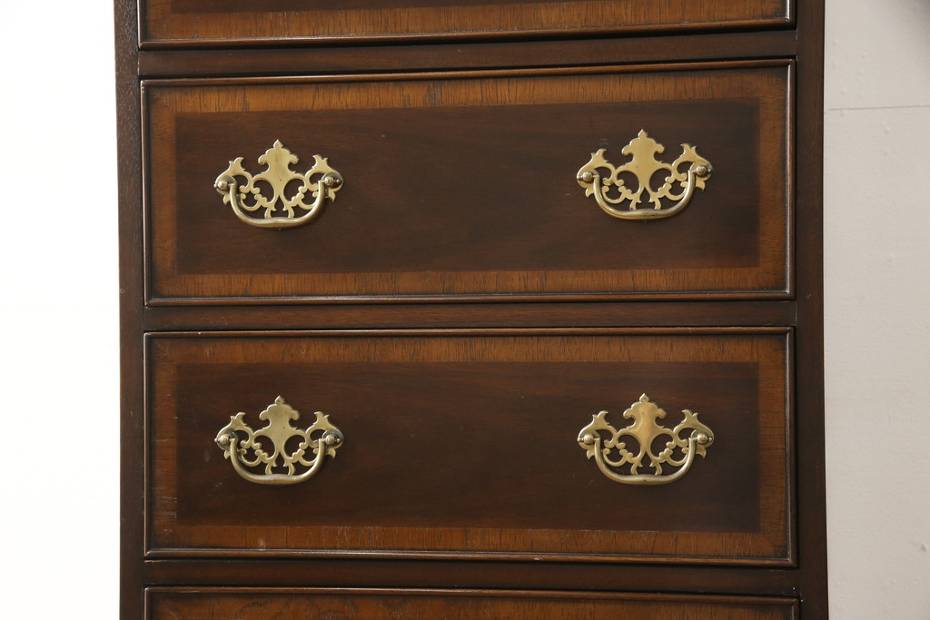 中古　美品　DREXEL HERITAGE(ドレクセルヘリテイジ)　シックな色合いがクラシカルな雰囲気を醸し出す縦型チェスト(ランジェリーチェスト、引き出し)(R-059065)
