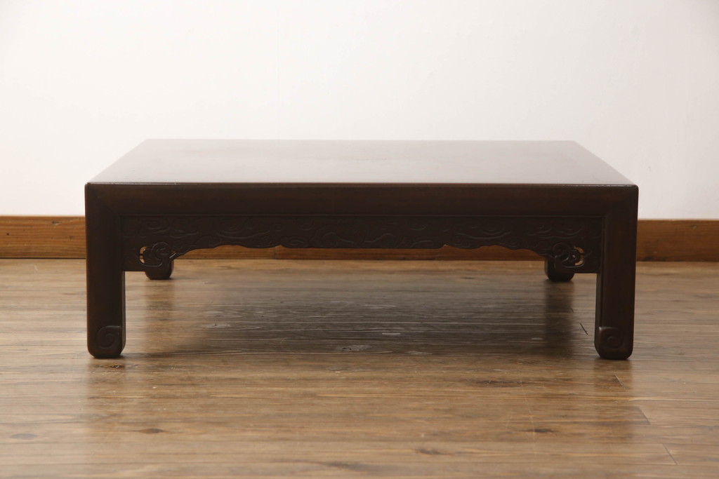 和製アンティーク　時代物　天板玉杢　細やかな彫刻が目を引く座卓(ローテーブル、センターテーブル)(R-056125)
