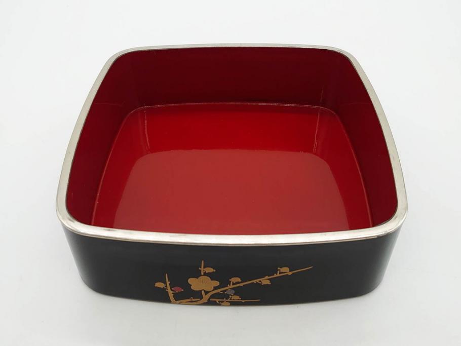 玉峰作　「梅花」　上品な梅の蒔絵が美しい御重箱&重台(木製、三段重箱、漆器、お重、共箱付き)(R-077753)