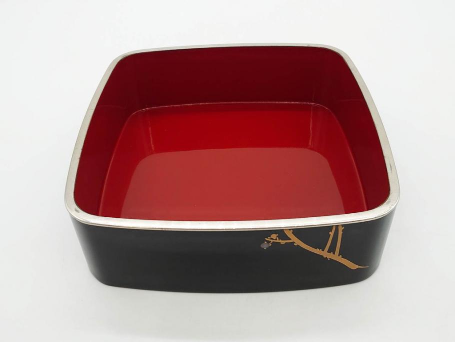 玉峰作　「梅花」　上品な梅の蒔絵が美しい御重箱&重台(木製、三段重箱、漆器、お重、共箱付き)(R-077753)