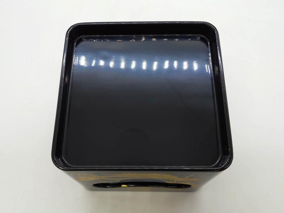 龍玉作　松竹梅の沈金彫が見事な御屠蘇器(鈴木孫次、蒔絵、漆器、木製、盃、杯、銚子、おとそ)(R-077755)