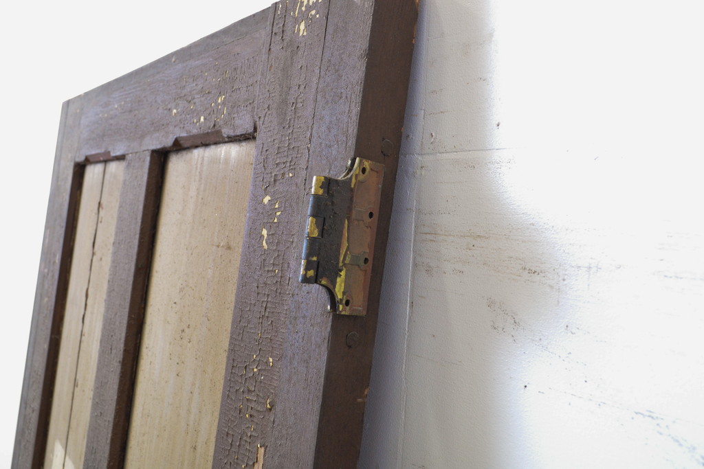 アンティーク建具　ペイント仕上げ限定　時を経て刻まれた風合いが趣あるドア1枚(扉、木製扉、玄関ドア)(R-063682)