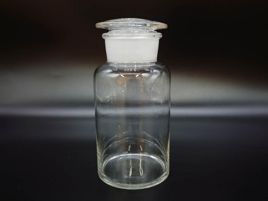 当時物　様々な用途に使える薬瓶3個セット(ガラスビン、硝子、メディシンボトル、キャニスター、筒型、フタ付き)(R-077308)