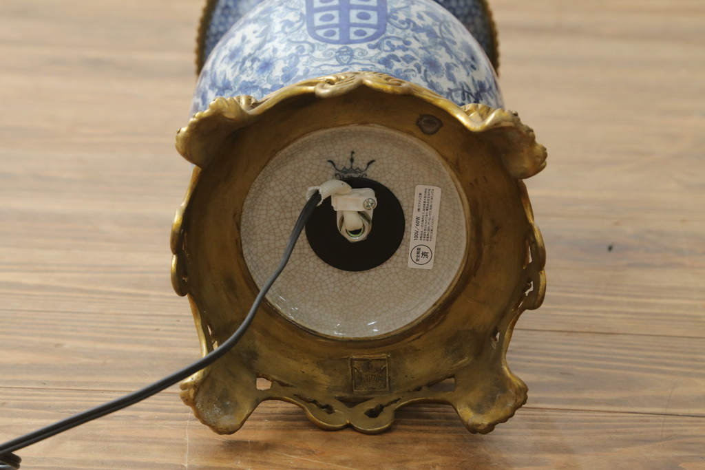 中古　サァラ麻布取り扱い　WILDWOOD JAPAN(ワイルドウッドジャパン)　和モダンテイストの空間演出にぴったりの卓上照明(テーブルライト、スタンドライト、テーブルスタンド)(R-075975)