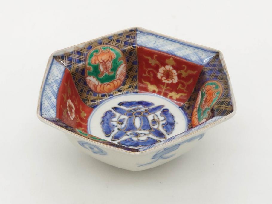 幕末〜明治　伊万里焼　4.1寸　約13cm　金襴手が見事な六角皿5枚セット(色絵、花文、裏印、深鉢、変形皿、小鉢、向付、器、四寸一分、和食器)(R-077385)