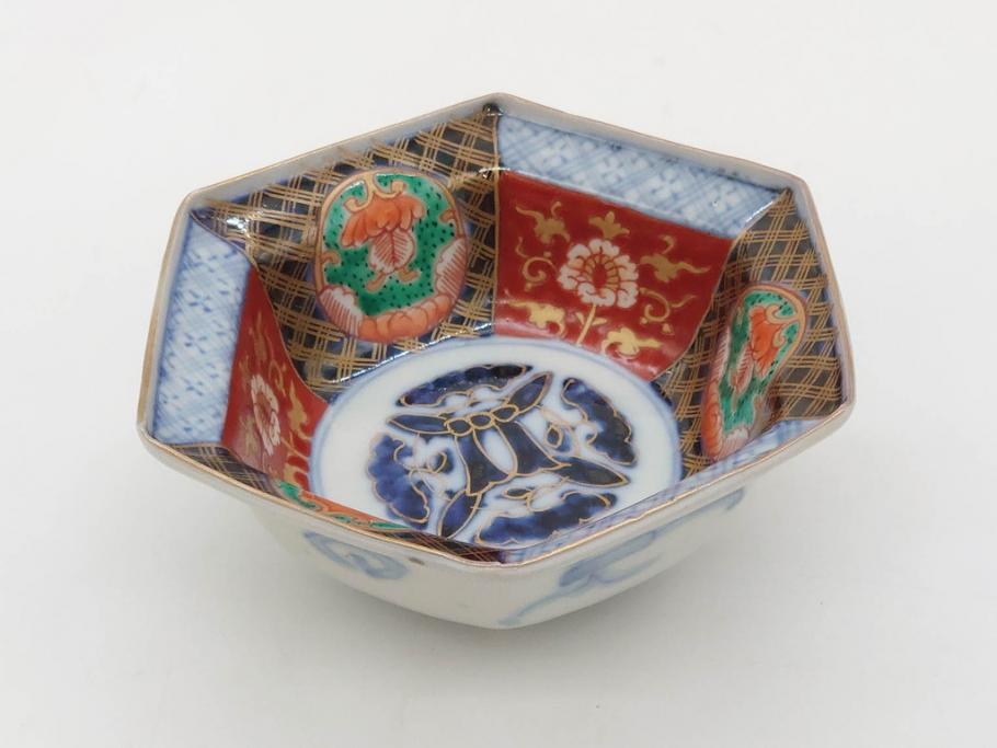 幕末〜明治　伊万里焼　4.1寸　約13cm　金襴手が見事な六角皿5枚セット(色絵、花文、裏印、深鉢、変形皿、小鉢、向付、器、四寸一分、和食器)(R-077386)
