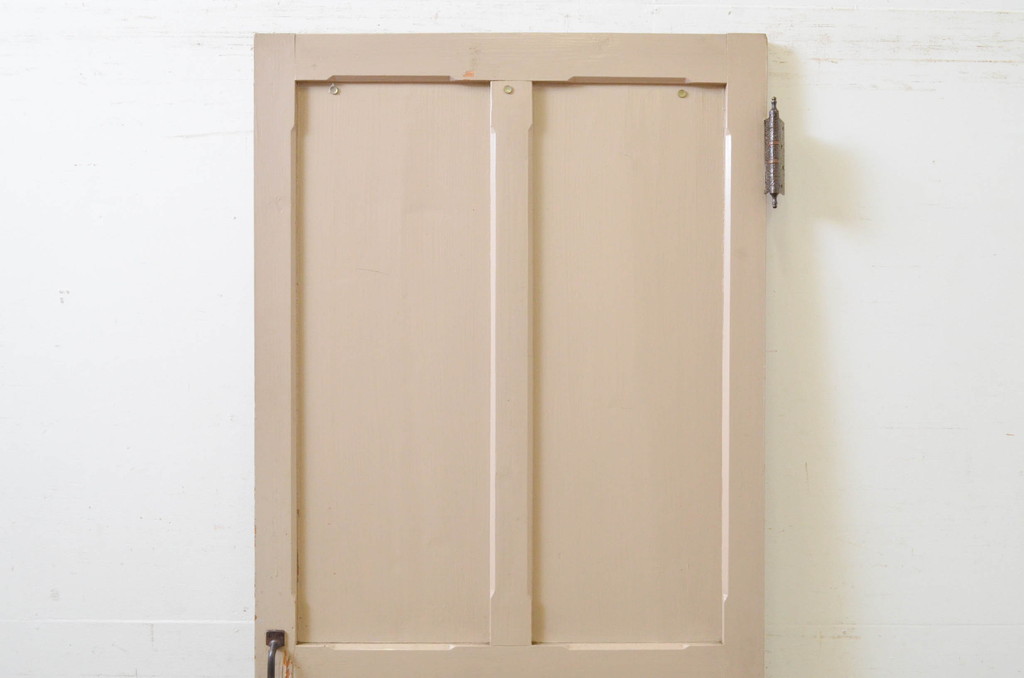アンティーク建具　ペイント仕上げ限定　どこか懐かしいレトロな雰囲気のペイント扉1枚(ドア、木製扉)(R-068849)