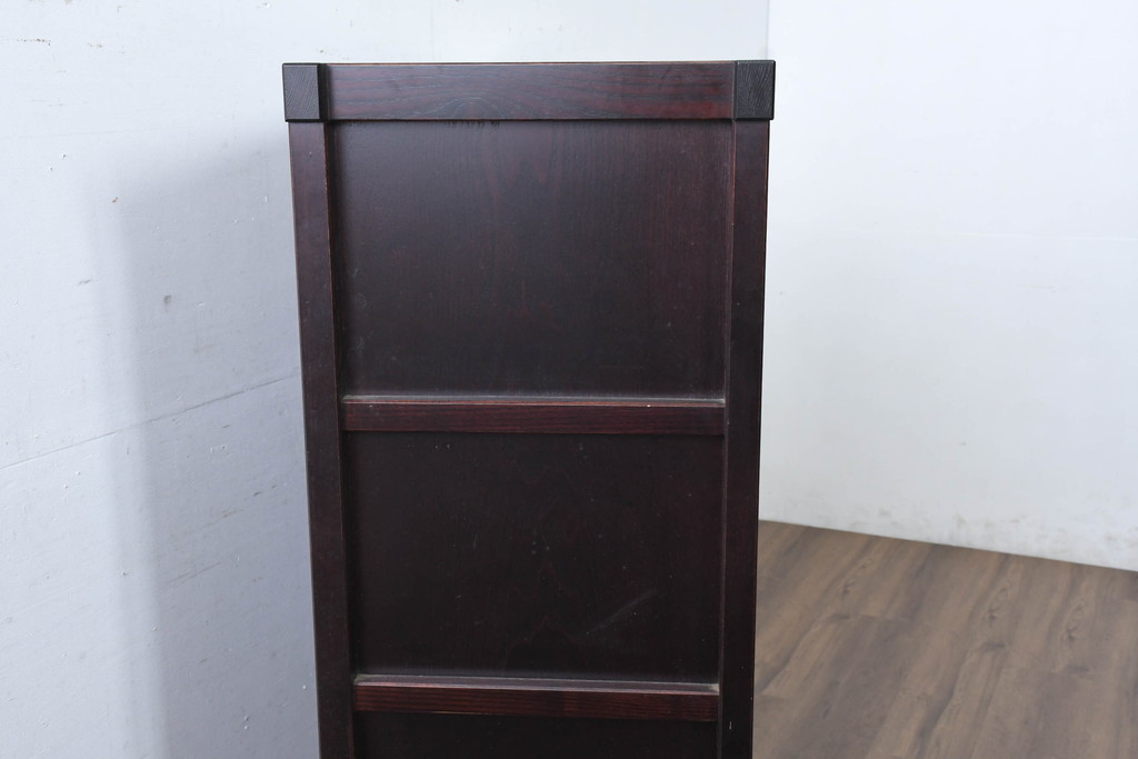 中古　美品!!　栗材　和モダン空間を彩る格子デザインの水屋箪笥(食器棚、戸棚、収納棚、キャビネット)(R-084560)