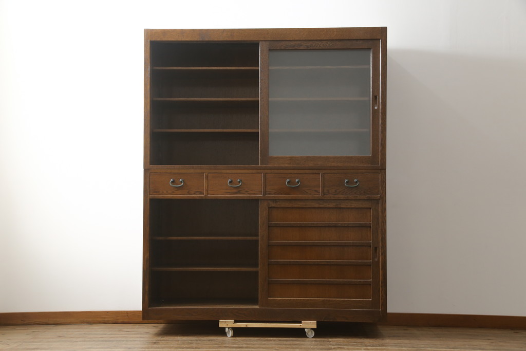 中古　美品　ナラ材　和モダンな空間づくりにおすすめの二段重ね水屋箪笥(重ね箪笥、食器棚、収納棚、重ね戸棚、キャビネット)(R-077831)
