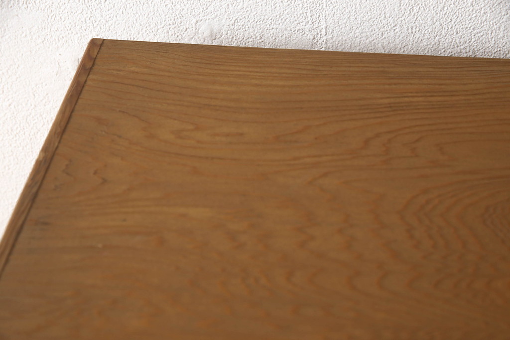 中古　美品　屋久杉　突き板　木目が美しい!品のある佇まいが魅力的な縦型チェスト(突板、引き出し、サイドチェスト)(R-057981)